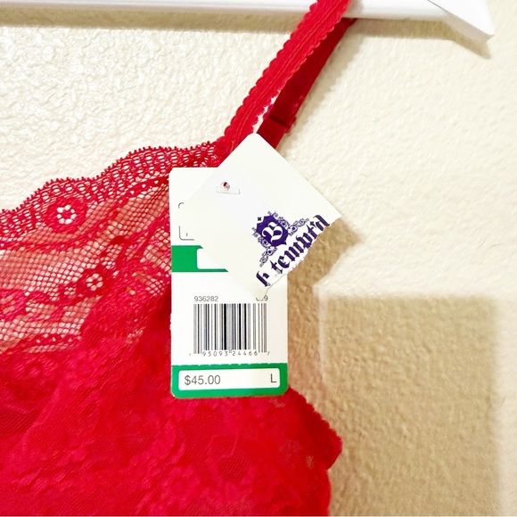 NWT B.Tempt’d Lace Kiss Bodysuit One Piece Sheer Lingere in Crimson Red Large - Picture 7 of 8